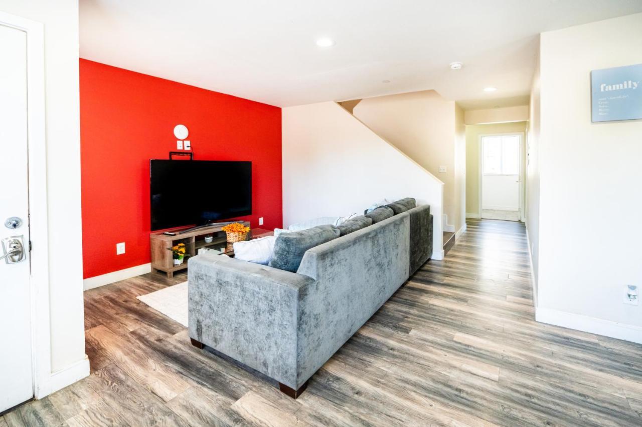 Spacious 5 Bedroom 3 Bath Modern Home By Downtown La With Parking Los Angeles Exterior foto